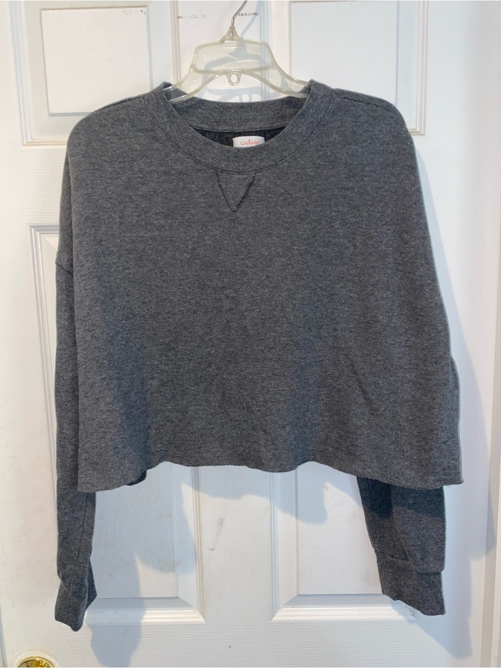 Colsie Cropped Crewneck Sweatshirt - Charcoal Gray